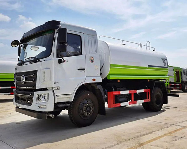 国六东风华神F5洒水车