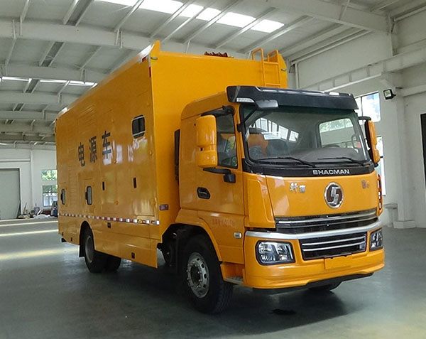 陕汽轩德电源车