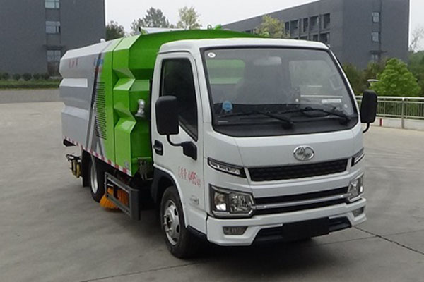 跃进洗扫车