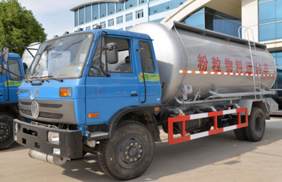 东风153粉粒物料运输车